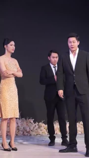 离婚后夫人是首富千金（100集）红果免费看短剧
