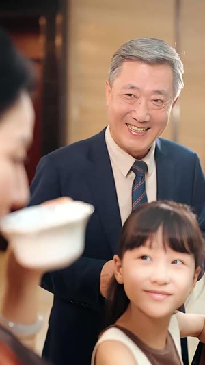 萌宝告状，农民工爹地是战神&萌宝告状农民工爹地是战神 (60集) 短剧更新抢先看