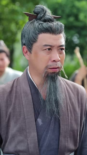逃荒路上靠我用空间喂饱全家（70集）热门短剧推荐。
