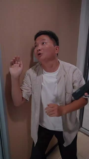 兄弟收手吧外面全是警察 (80集) 全集