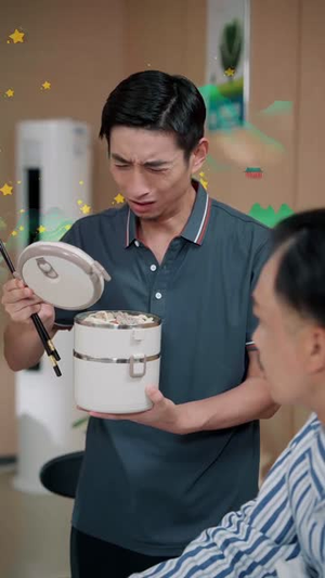 非正常美食系统 (100集)  非正常美食系统 (100集) 甜宠短剧推荐