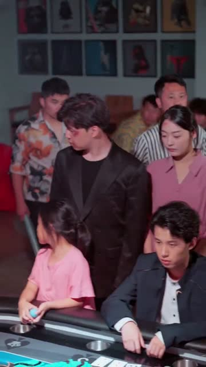 魔鬼上司变后妈老爹你真行 (76集)  魔鬼上司变后妈老爹你真行 (76集) 精彩短剧合集
