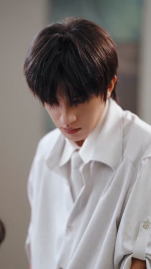 破笼(96集) 破笼(96集)免费全集短剧