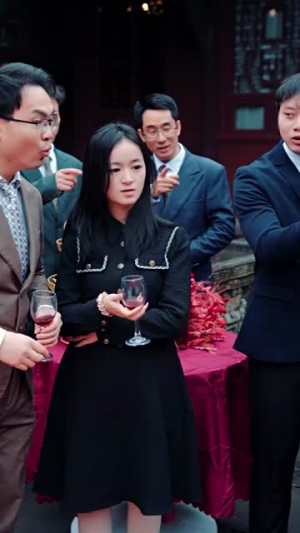 神瞳觉醒，她点石成金（70集）热门短剧追到爽