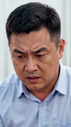 嫌我卖桃黑心？我不收后村里急了（30集）短剧片段推荐