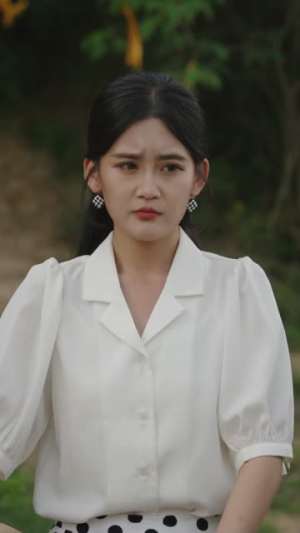 八零姐妹花致富路上捡个他(82集) 八零姐妹花致富路上捡个他(82集)推荐热门短剧