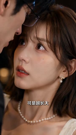 弹幕说哥哥要杀我,结果他给我剥虾(57集) 弹幕说哥哥要杀我,结果他给我剥虾(57集)穿越短剧推荐