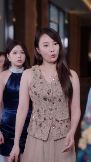 贺总闪婚后又争又抢（74集）全集一次看完