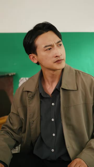 下乡后我绑定了福星系统(76集) 下乡后我绑定了福星系统(76集)看到了大结局