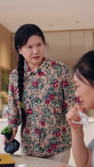 热腾腾的小笼包，凉薄的真心（54集）让你一口气看完