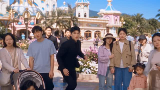 唇枪舌战（56集）短剧分享片段