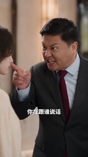 穿成全网黑后妈,靠娃综拿捏全家(70集) 穿成全网黑后妈,靠娃综拿捏全家(70集)短剧完整版免费