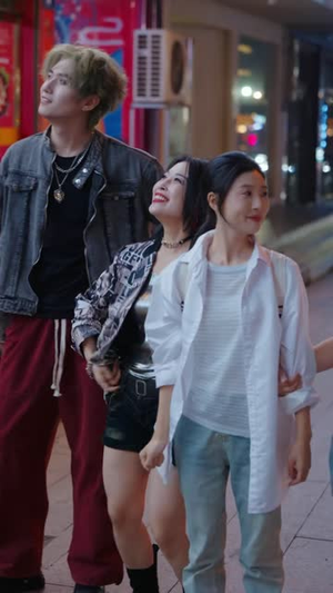 真千金不装了,我全家都是黄毛(53 集) 真千金不装了,我全家都是黄毛(53 集)精彩短剧上线
